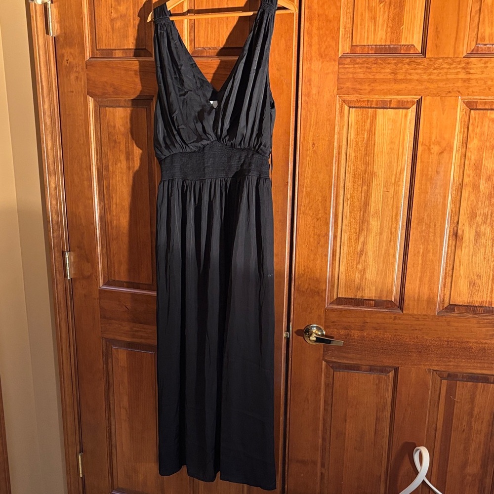 Old Navy Black V-Neck Smocked-Waist Maxi Dress